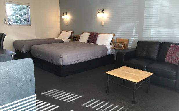 Pacific Harbour Motor Inn
