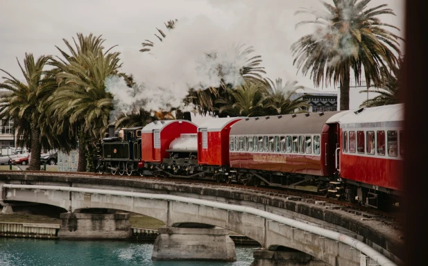 Train75of122 Zara Staples Photography
