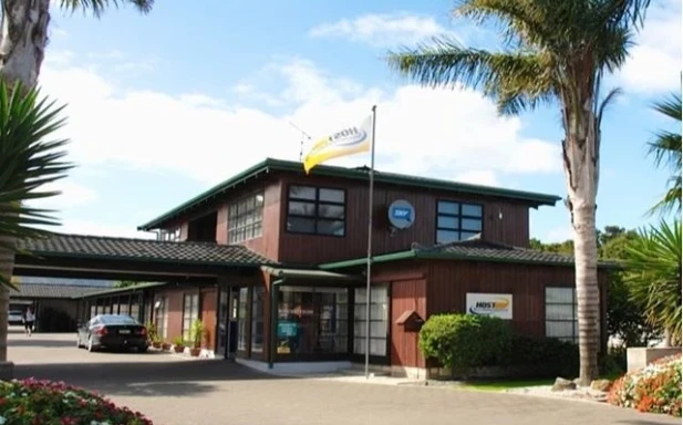 Teal Motor Lodge