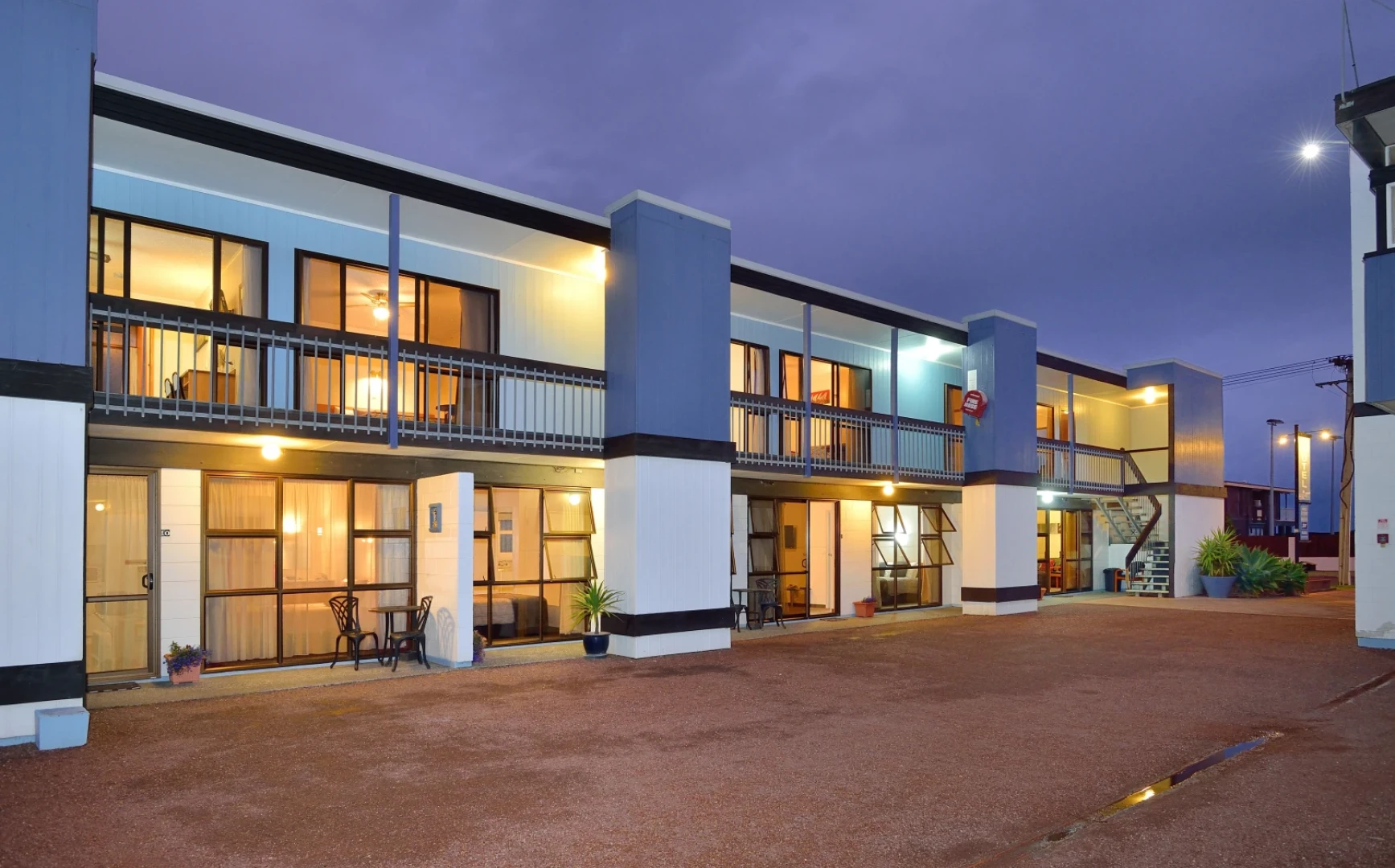 Waikanae Beach Motel v2