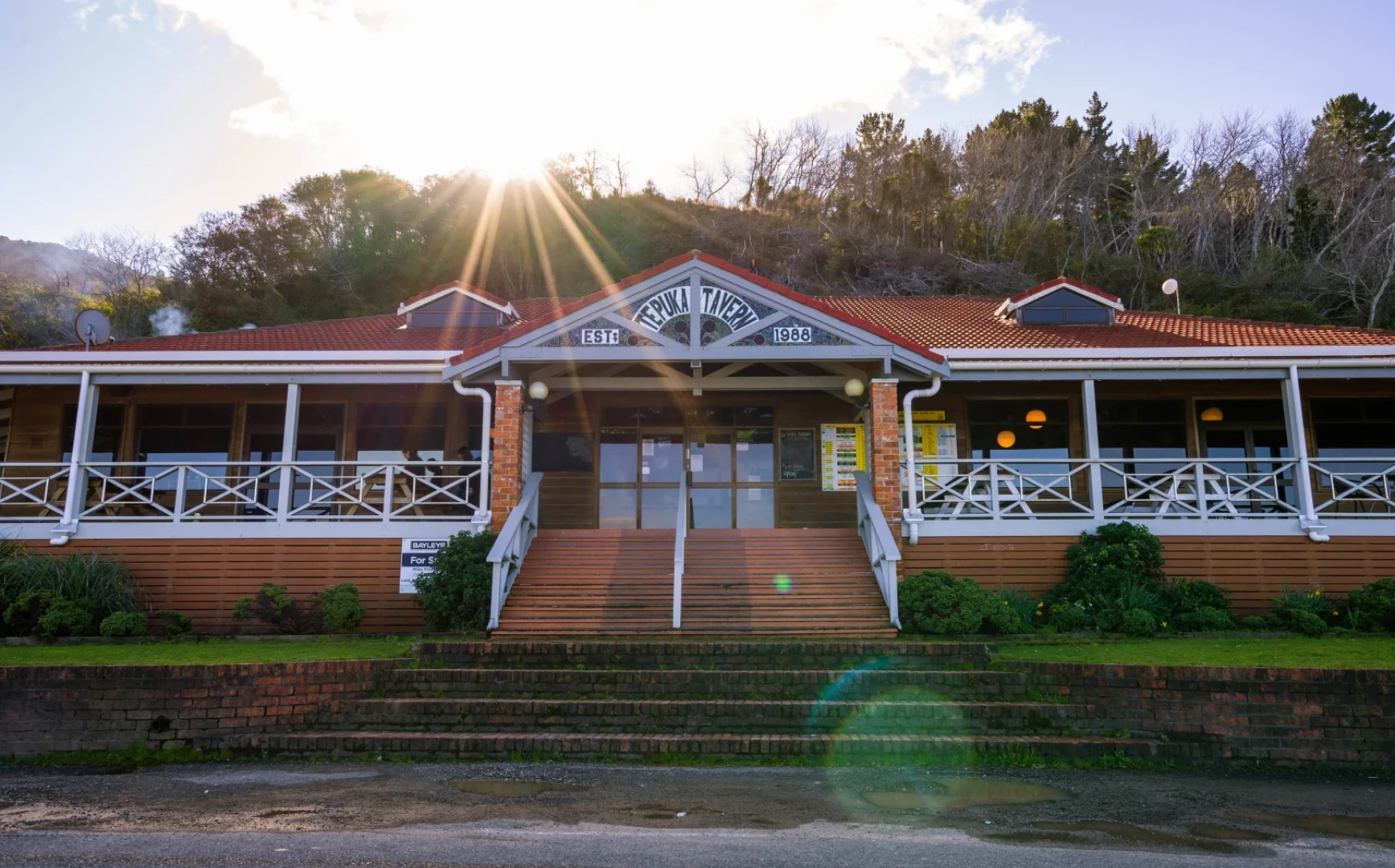 Te Puka Tavern Taylor Kirk Productions