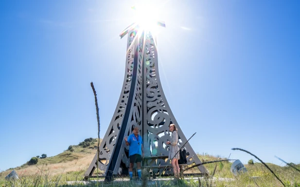 Tipuna Tours 22