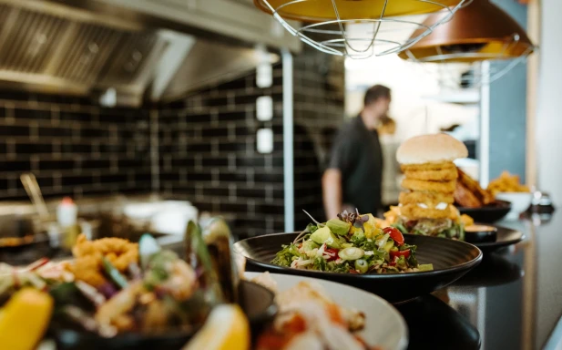Wharf Bar Grill 4